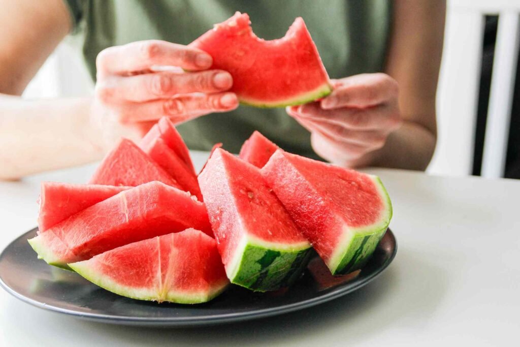 9 Reasons Why Nutritionists Say You Should Be Eating More Watermelon This Summer