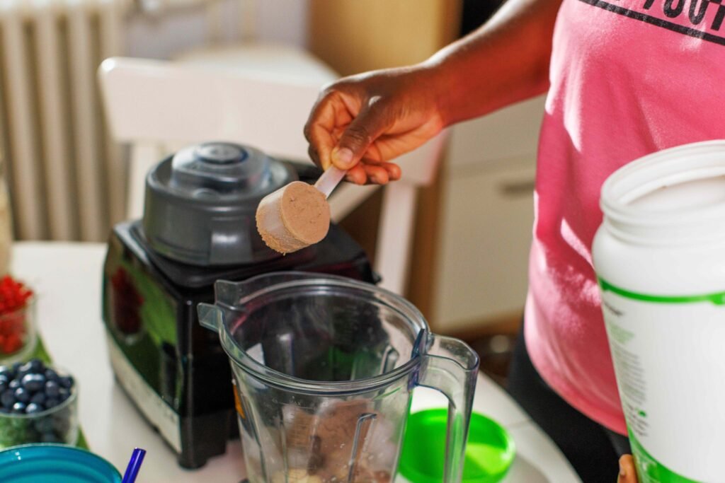 Creatine vs. Pre-Workout: Key Differences and Benefits