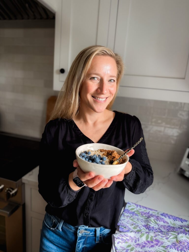 How to Make Oatmeal in the Microwave • Kath Eats