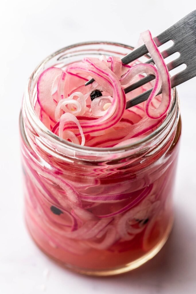 Quick Pickled Onions (Easy and Flavor-Packed)