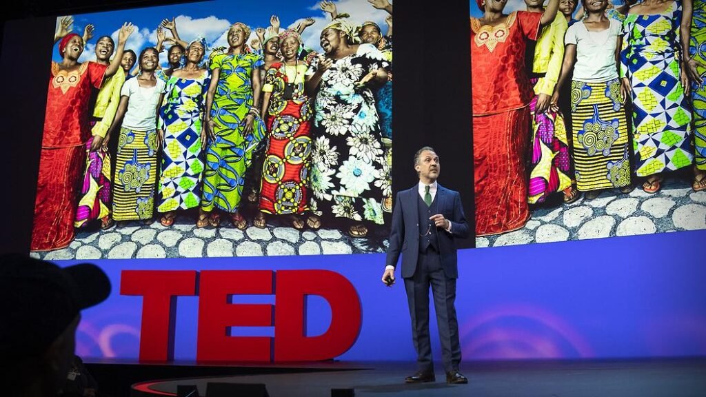 Stories of photographing monumental people -- from Michelle Obama to Stephen Hawking | Platon