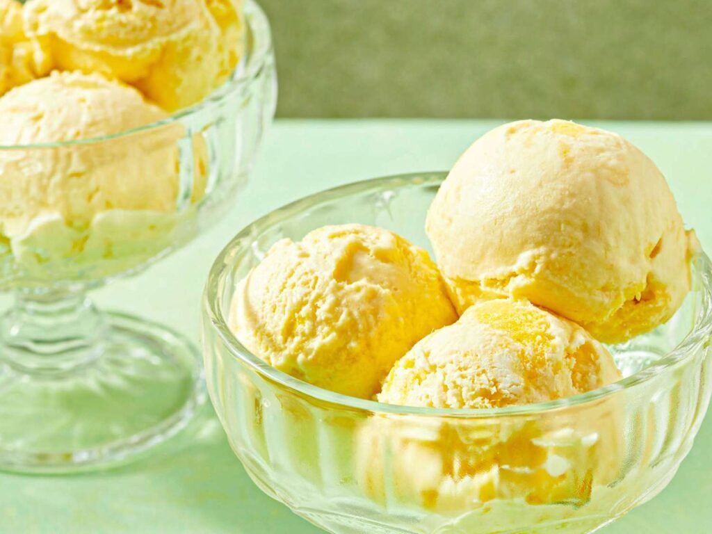 These 5-Ingredient Desserts Are Made for Hot Summer Days These 5-Ingredient Desserts Are Made for Hot Summer Days