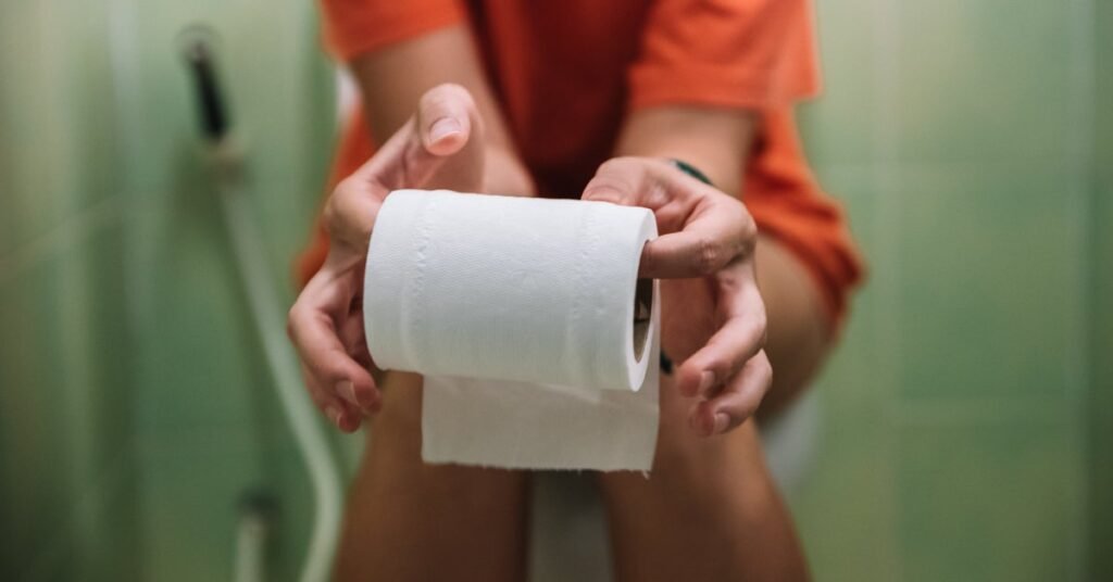 What Are Ghost Poops And What Do They Say About Your Health? What Are Ghost Poops And What Do They Say About Your Health?