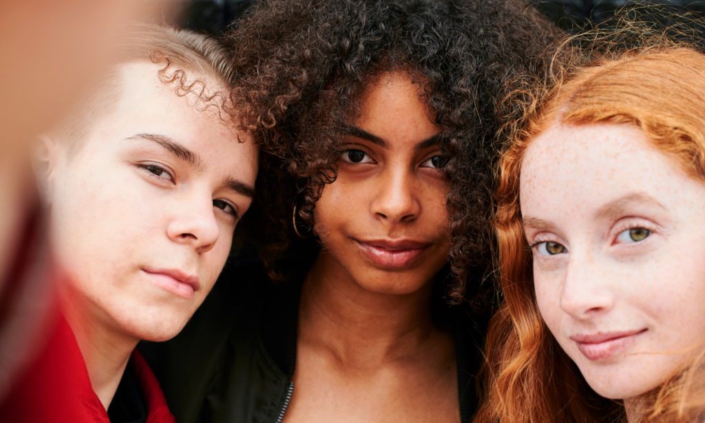 Gemini & Sagittarius Compatibility: Love, Friendship & More