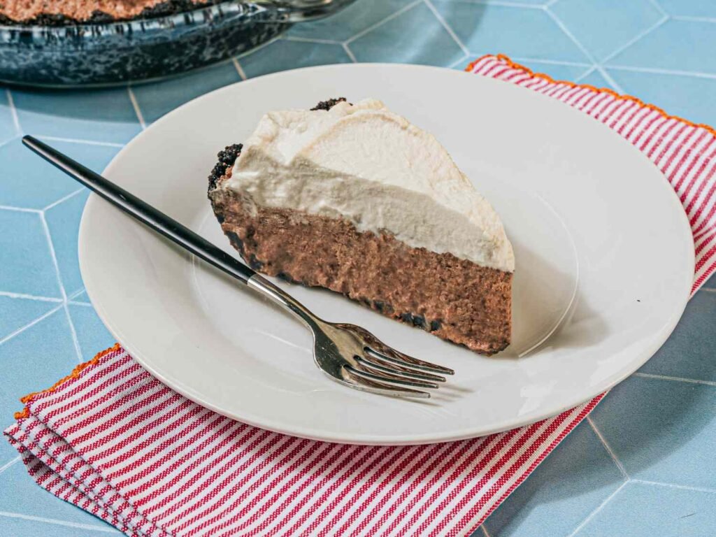 No Oven, No Fuss—Just a Killer Chilled Chocolate Pie