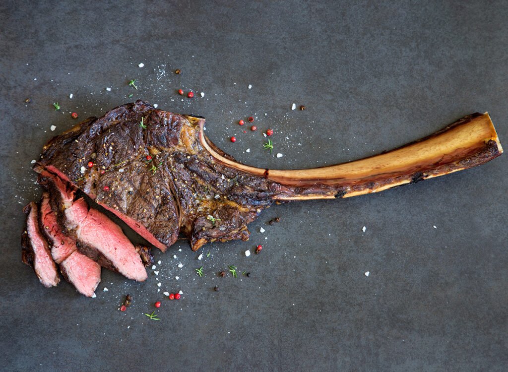 7 Steakhouse Chains Serving the Best Tomahawk Steaks 7 Steakhouse Chains Serving the Best Tomahawk Steaks