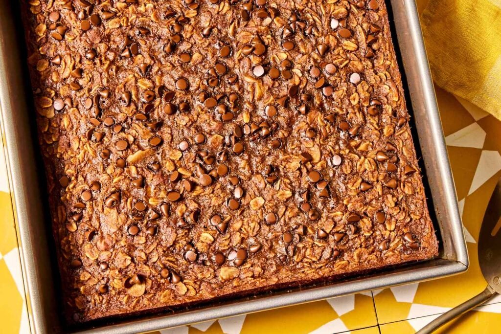 Chocolate–Banana Bread Baked Oats