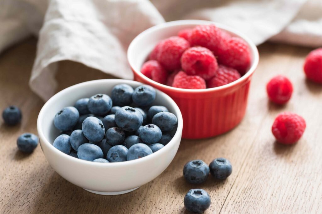 We Asked 4 Dietitians the Healthiest Fruit to Eat For Breakfast—And They All Said the Same Thing