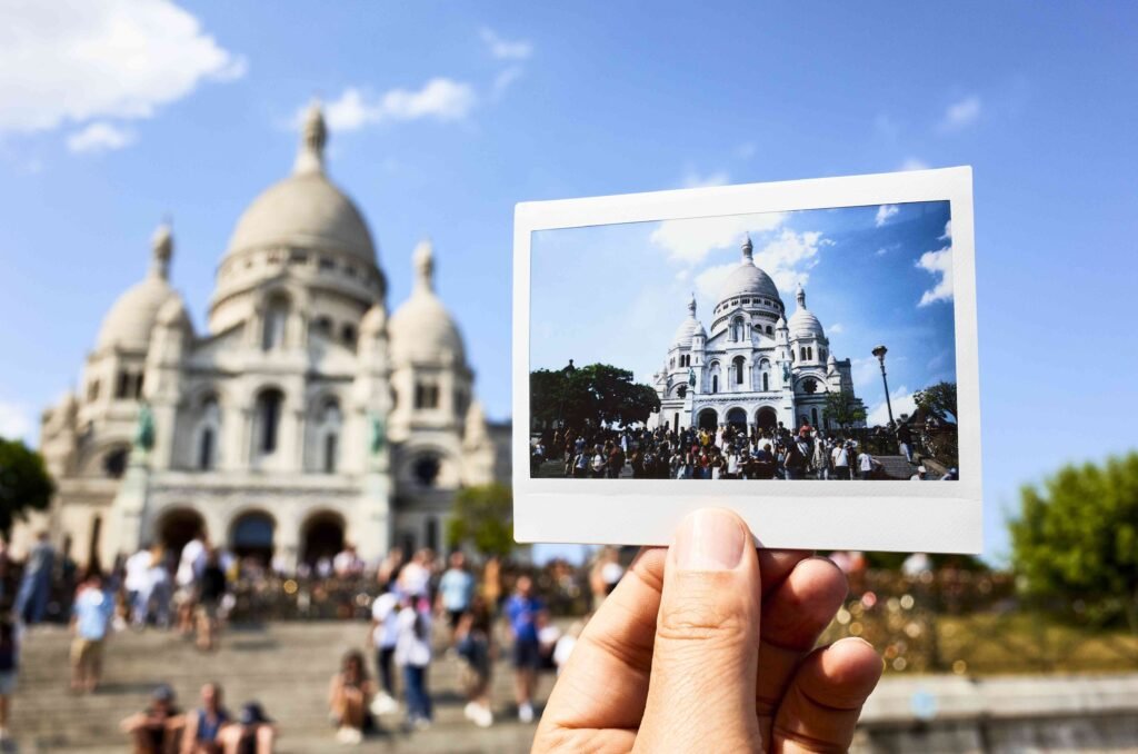 What Is the Mandela Effect? 20 Examples & Explanations