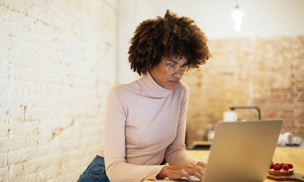 Work At A Computer All Day? Do This 20-Second Exercise To Reduce Eye Strain