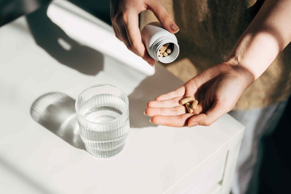 11 Supplements To Lower Blood Sugar Naturally