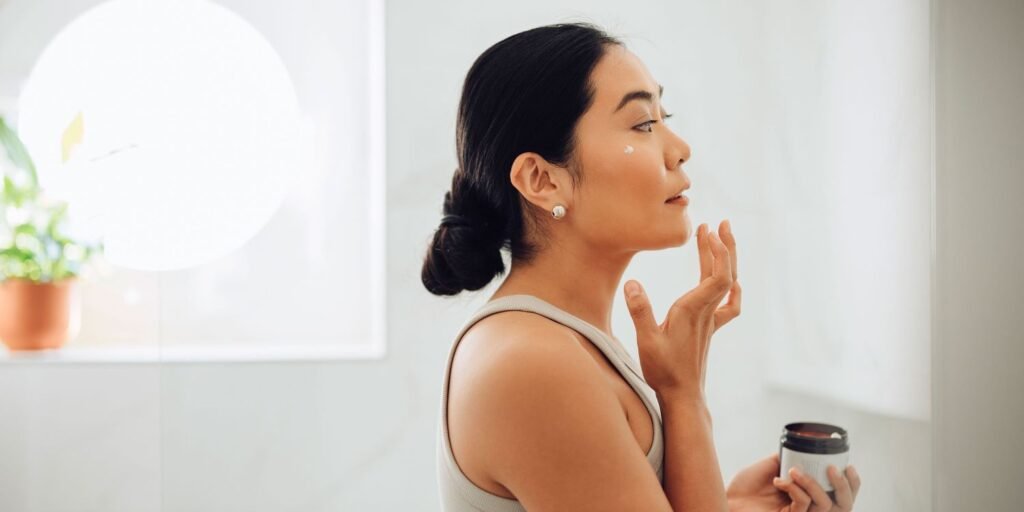 A Dermatologist Recommends RoC's Retinol Cream for Wrinkles