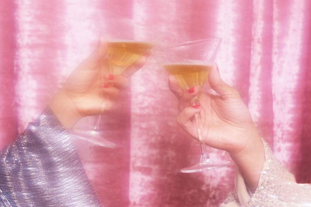 Am I Allergic to Alcohol? 9 Signs You Might Be