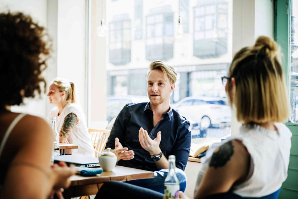 How to Deal With a Conversational Narcissist? How to Deal With a Conversational Narcissist?