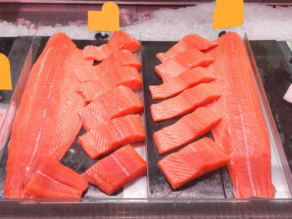 I Asked 4 Seafood Experts How to Buy Salmon, and They All Agreed