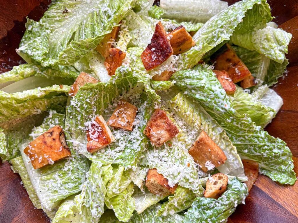 Pizza Croutons Are the Lazy Yet Brilliant Upgrade Your Salad Needs Pizza Croutons Are the Lazy Yet Brilliant Upgrade Your Salad Needs