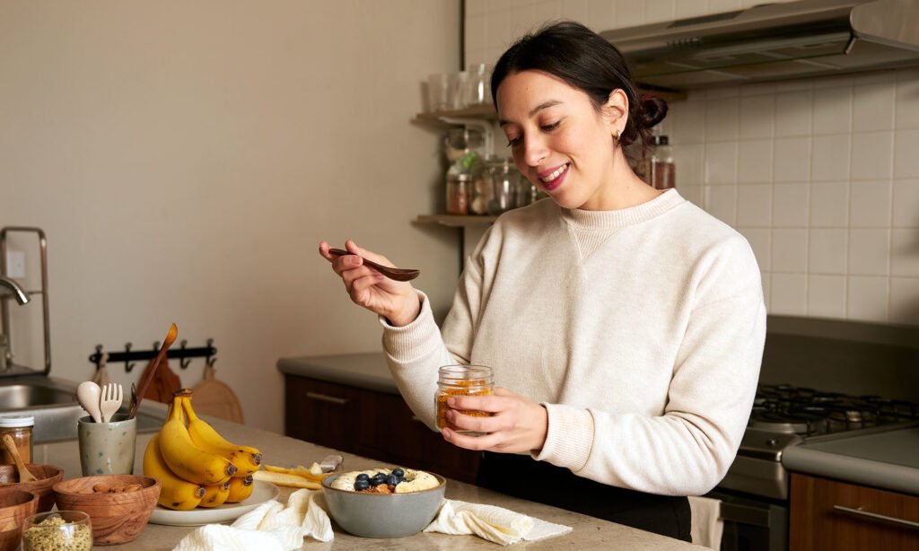 The Fiber-Filled Breakfast That's Perfect For Fall, From A Neurologist The Fiber-Filled Breakfast That's Perfect For Fall, From A Neurologist