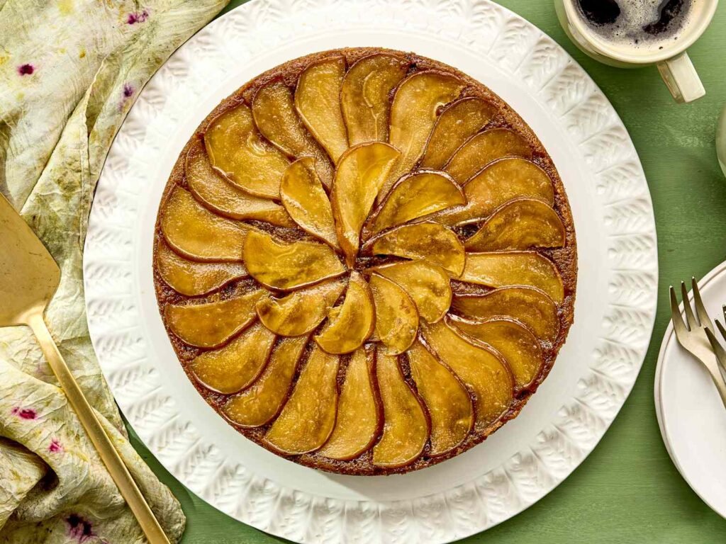 This Caramelized Pear Version Is Fall’s New Favorite Dessert This Caramelized Pear Version Is Fall's New Favorite Dessert