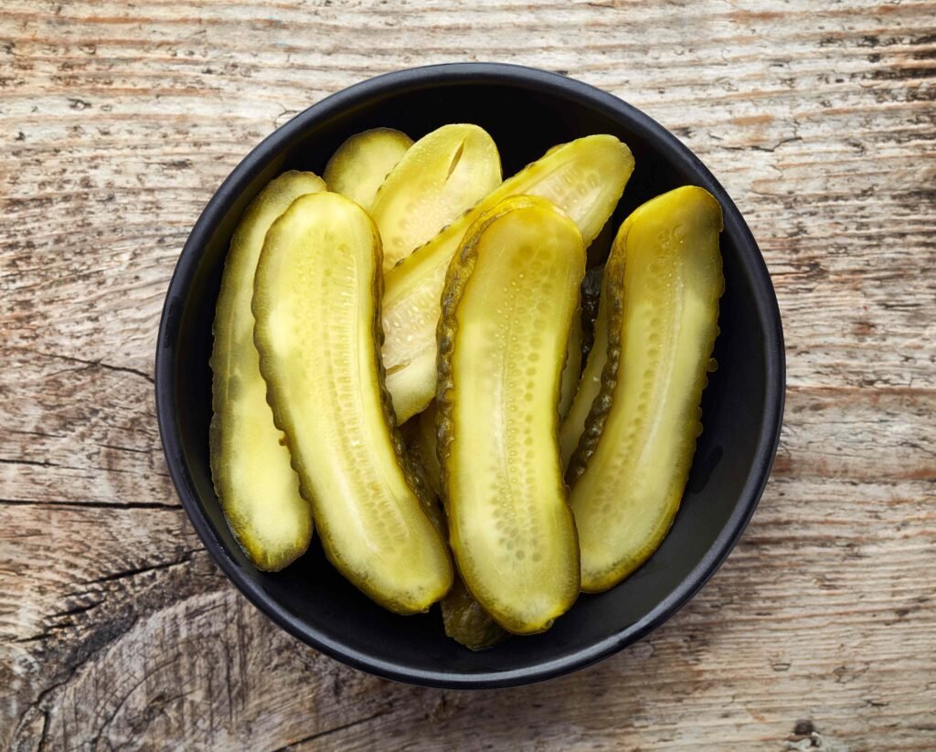 3 Reasons Why Eating Pickles May Help You Lose Weight