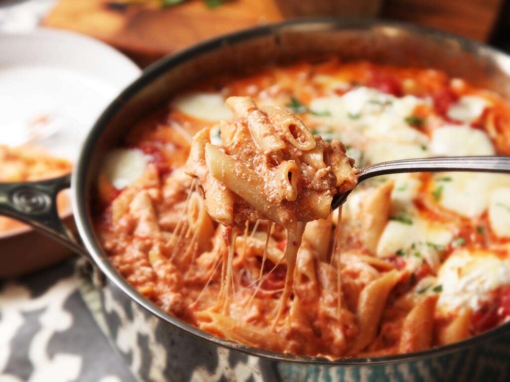 8 Comforting One-Pot Pasta Dinners, Because Who Has Time for Dishes? 8 Comforting One-Pot Pasta Dinners, Because Who Has Time for Dishes?
