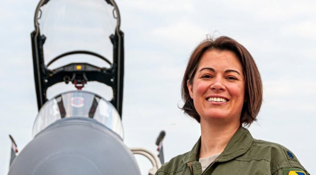 Being Fit To Serve Has Different Meaning for Nicole Malachowski Being Fit To Serve Has Different Meaning for Nicole Malachowski