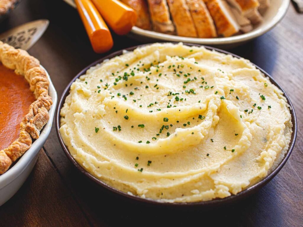 Pro Chefs Swear By This Make-Ahead Trick for Fluffy Thanksgiving Mashed Potatoes—Without the Last-Minute Stress