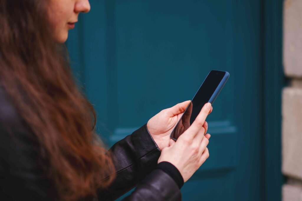 7 Therapist-Approved Ways to Use ChatGPT for Mental Health Support