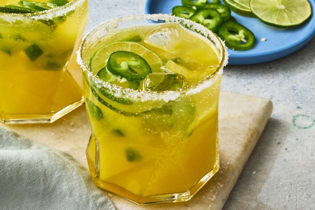 No-Added-Sugar Mango-Jalapeño Margarita Mocktail