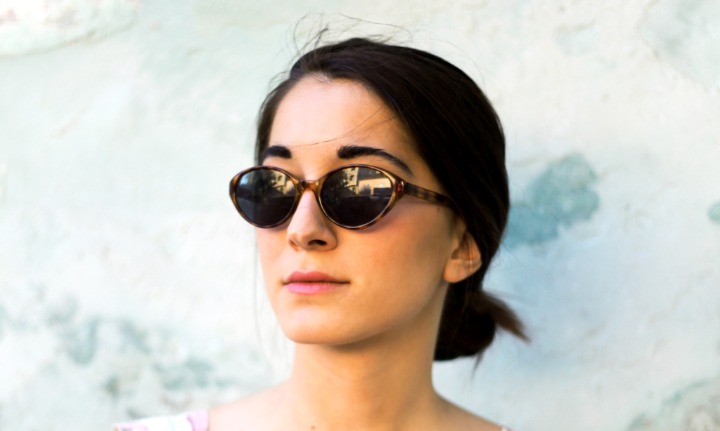 These 3 Zodiac Signs Give Off Major “Cool Girl” Vibes