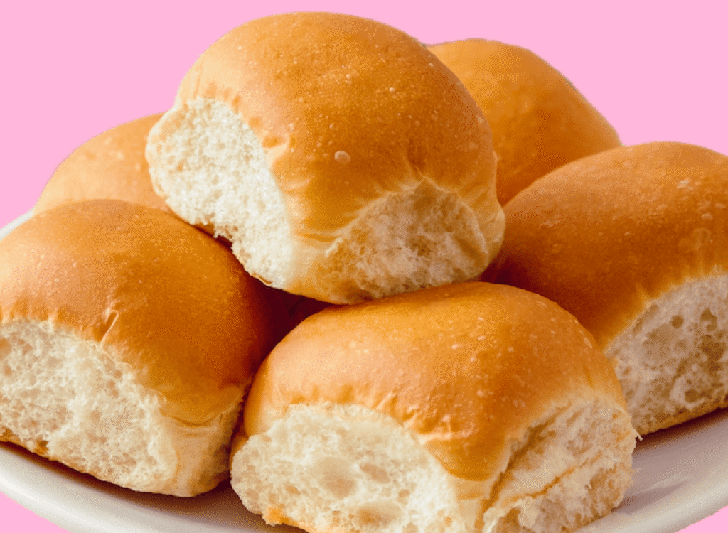 5 Chain Restaurants Still Baking Bread In-House