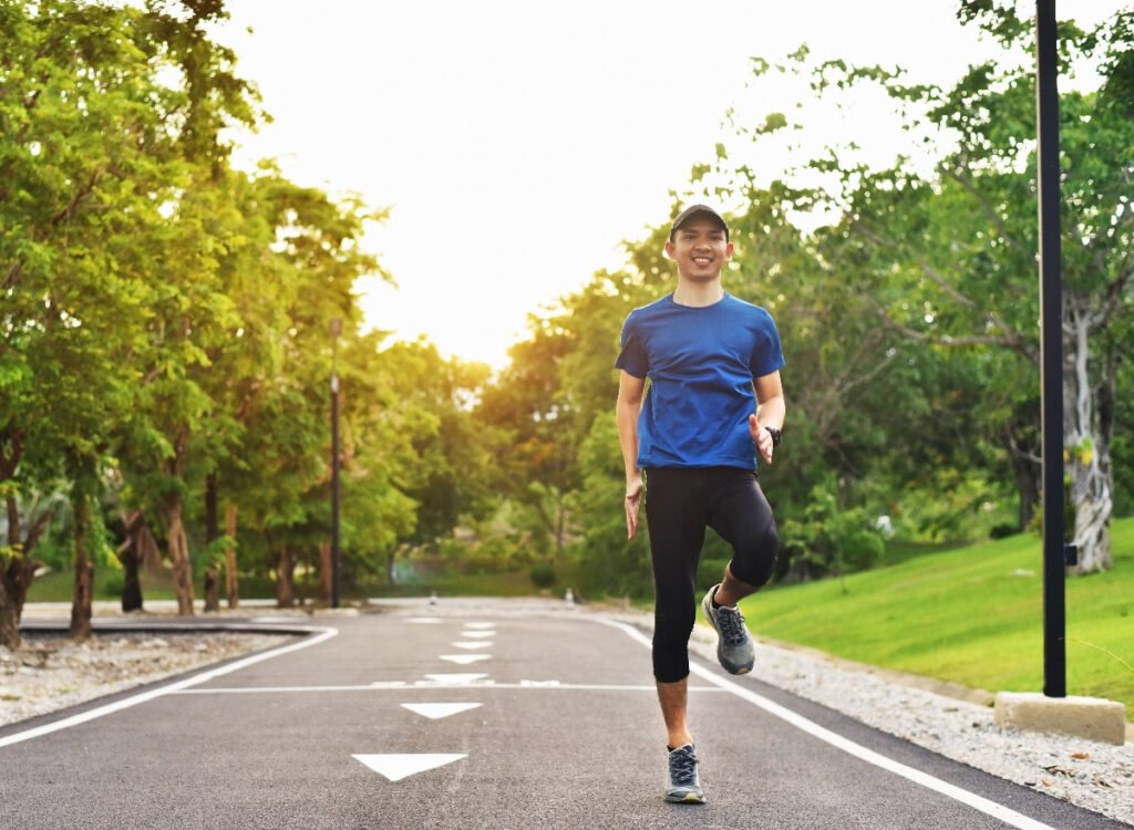 5 Daily Walking Drills That Tighten Your Core After 50 5 Daily Walking Drills That Tighten Your Core After 50