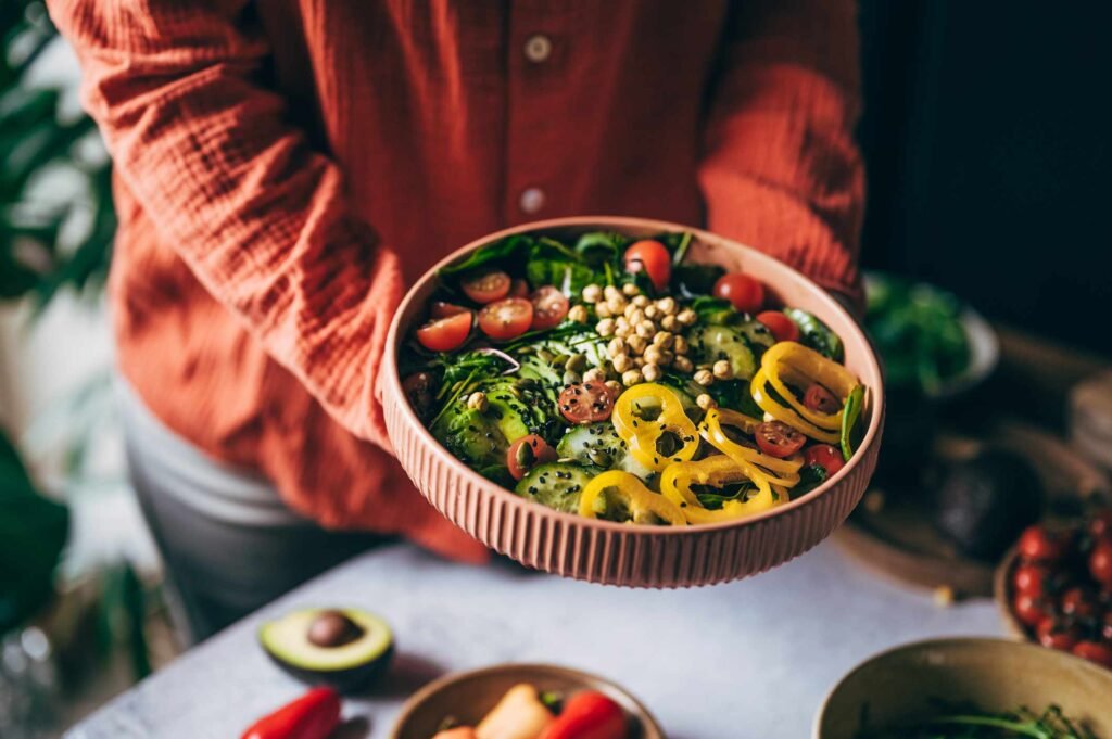 5 Nutrition Habits Dietitians Say Matter More Than How Many Calories You Eat