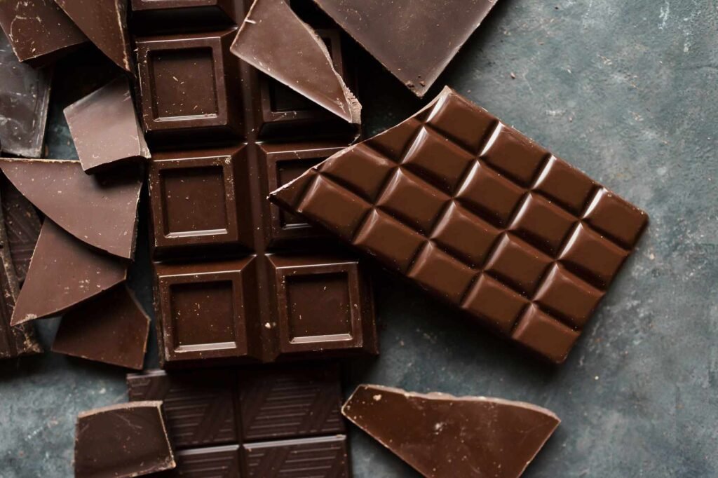 9 Dietitian-Approved Tips for Choosing the Healthiest Dark Chocolate