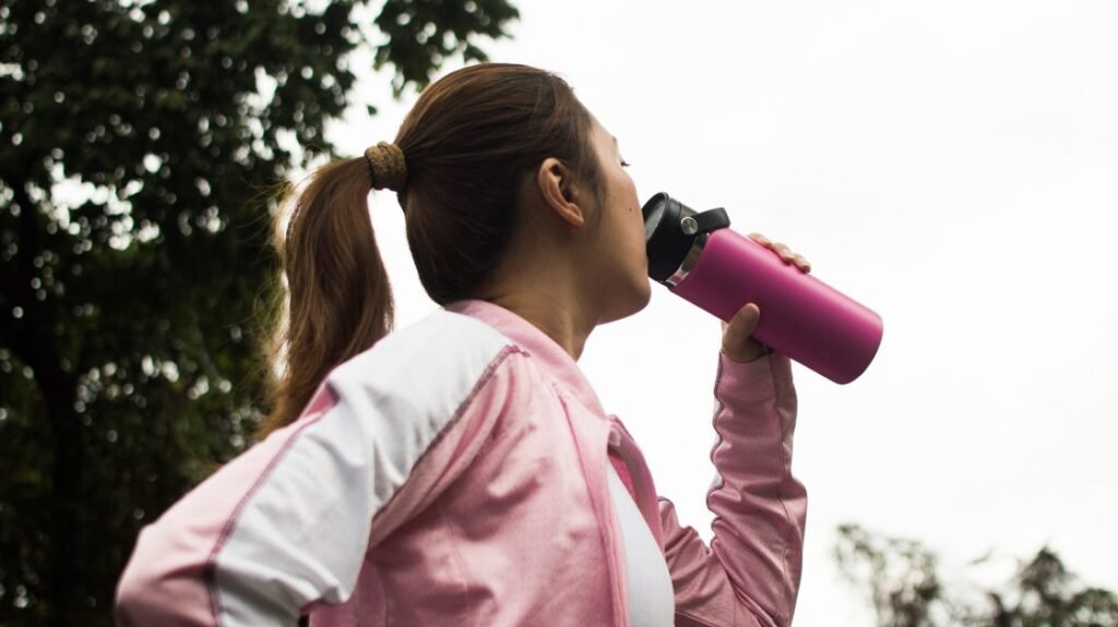 Doctors Say You Probably Don’t Need Electrolyte Powders