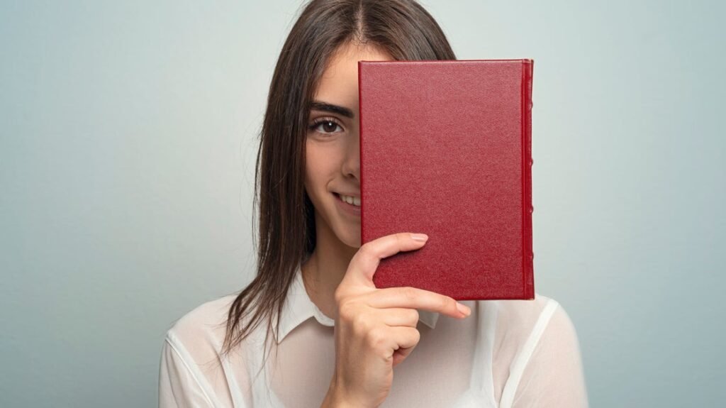 Here’s What It Means To Be An ‘Are You An Introvert, Extrovert Or An Otrovert? Experts Explain The Difference’