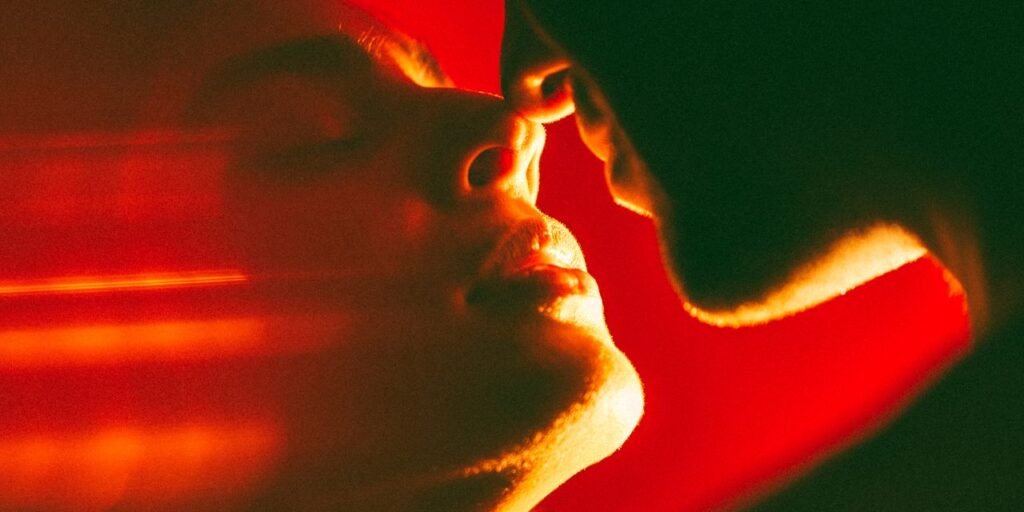 How to Be a Good Kisser: 9 Tips for Better Makeouts