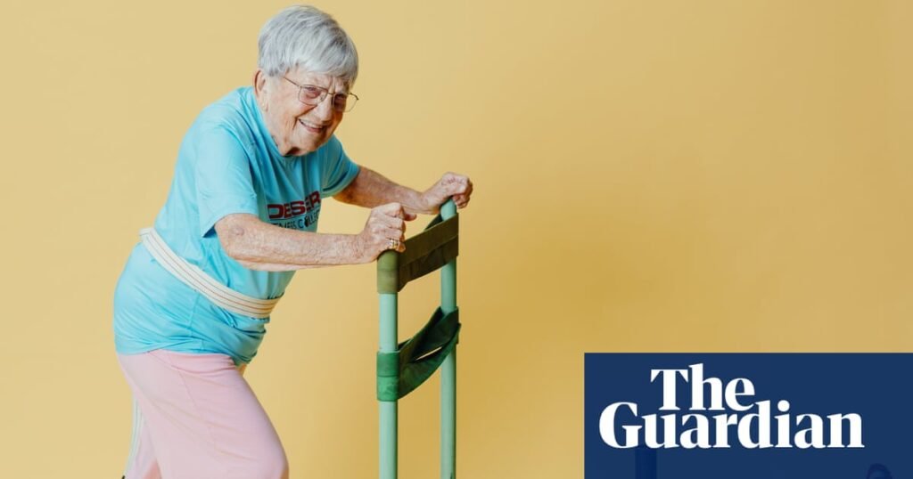 ‘Without strength training I wouldn’t survive’: the woman who joined a CrossFit gym in her 80s | Fitness ‘Without strength training I wouldn’t survive’: the woman who joined a CrossFit gym in her 80s | Fitness