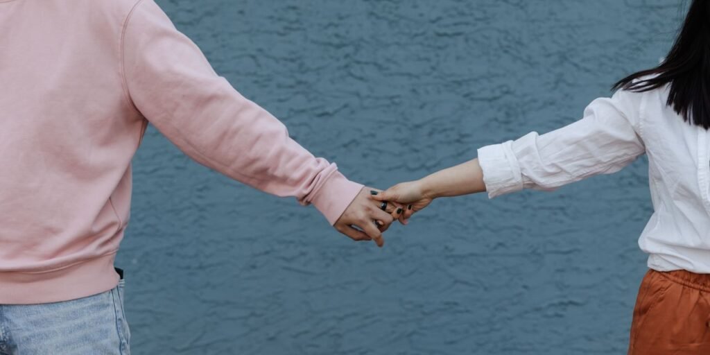 3 Reasons You Have Relationship Anxiety, Even When Things Are Good 3 Reasons You Have Relationship Anxiety, Even When Things Are Good