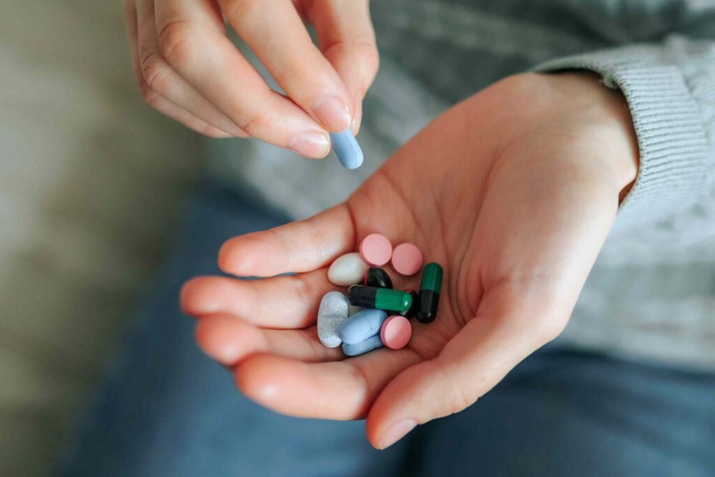 5 Supplements and Medications To Avoid Mixing With Vitamin C 5 Supplements and Medications To Avoid Mixing With Vitamin C