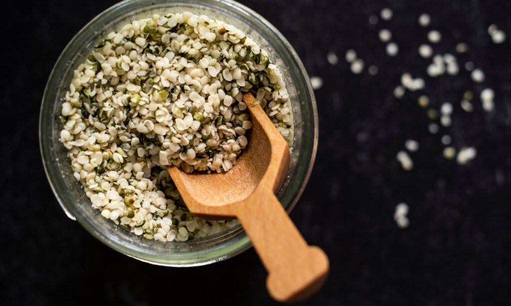 6 Benefits Of Hemp Seeds + How To Work Them Into Your Diet 6 Benefits Of Hemp Seeds + How To Work Them Into Your Diet