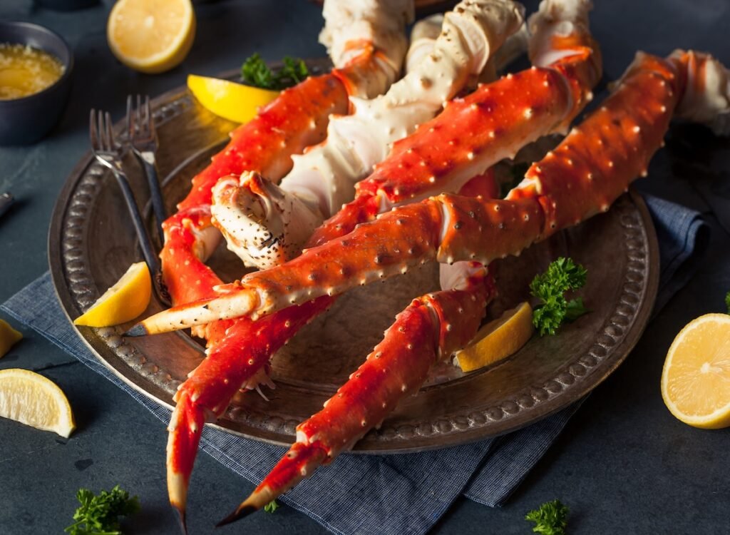 6 Chain Restaurants With Bigger King Crab Legs Than Any Other Chains