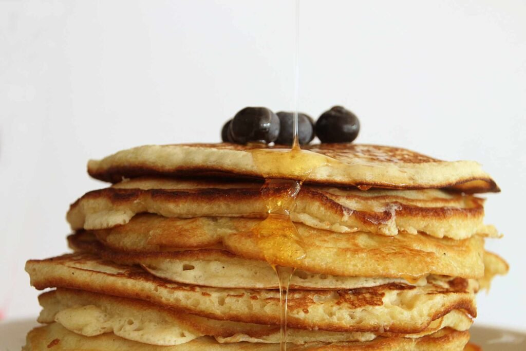 7 Healthy Syrup Alternatives for Pancakes and Waffles