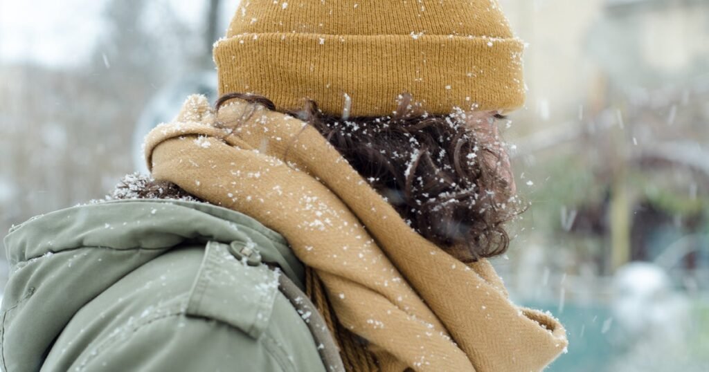 Experts Debunk The Myth That Wet Hair Causes Colds Experts Debunk The Myth That Wet Hair Causes Colds