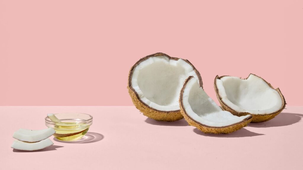 A Detailed Guide to Coconut Oil: Health Benefits, Nutrition Facts, Other Uses, and More