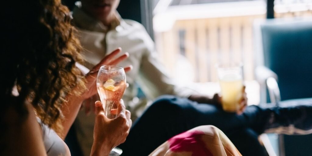 Most People Don’t Follow the No-Contact Rule After a Breakup, New Survey Shows