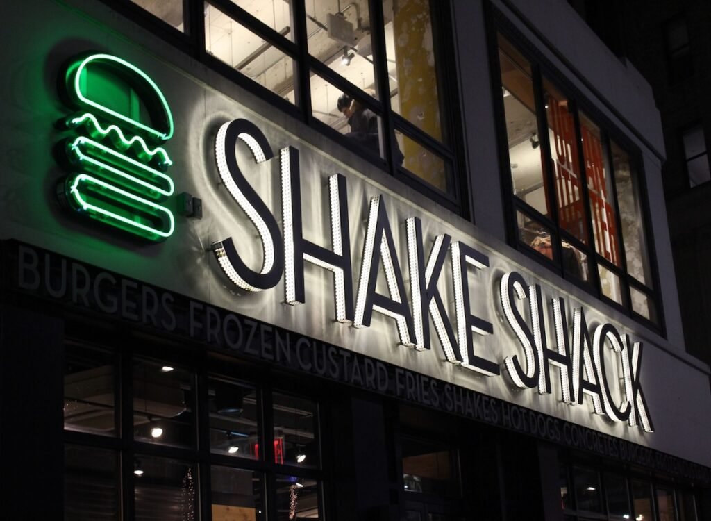 5 Best Orders at Shake Shack, According to Chefs 5 Best Orders at Shake Shack, According to Chefs