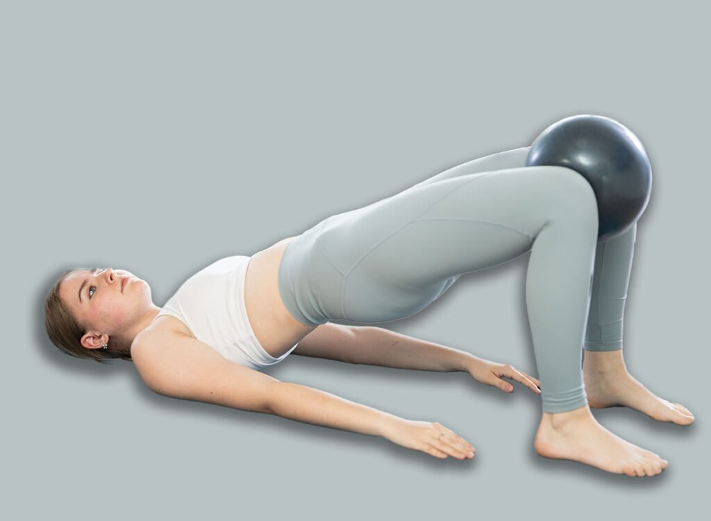 6-Minute Bed Routine Firms Inner Thighs Faster After 60