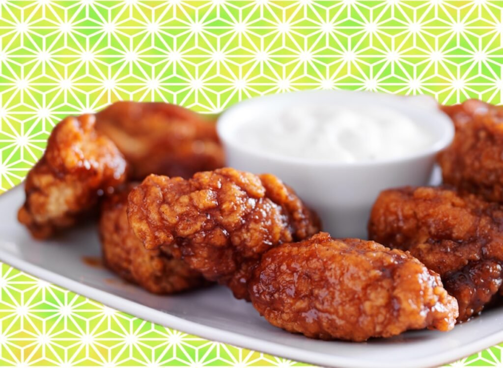 7 Chain Restaurants With the Best Fried Boneless Wings 7 Chain Restaurants With the Best Fried Boneless Wings