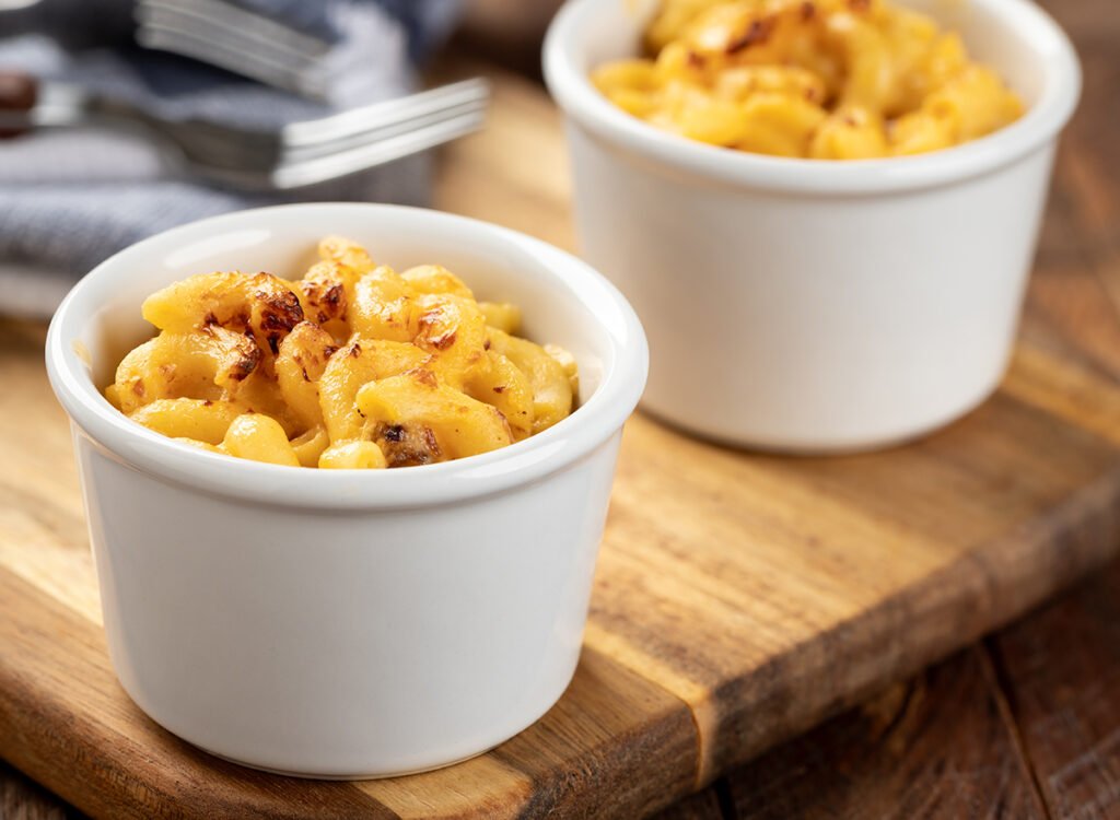 I Tried 5 Fast-Food Mac & Cheeses & This Is the Best One