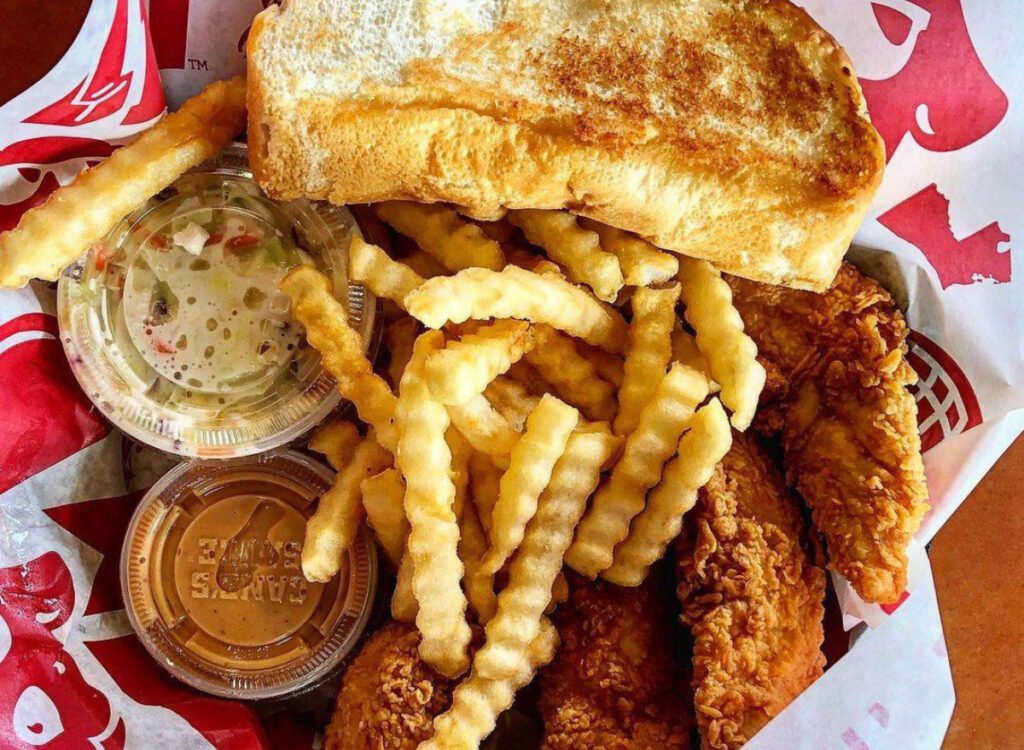 5 Best Raising Cane's Orders, According to Chefs